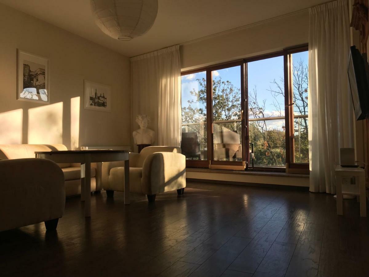 Apartament Na Solnej Z Widokiem 凯尔采 外观 照片